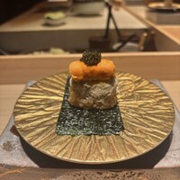 鮨 由う - 