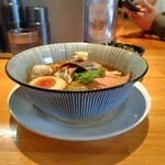 麺家 たけ田 - 魚介出汁で創る、生姜醤油中華そば（鯵の漬け、飛魚のつみれ添え）