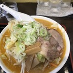 北海とんこつ ら～めん純輝 - 料理写真:野菜味噌ラーメン大盛