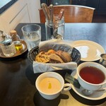 ベーカリー&レストラン沢村 旧軽井沢 - 