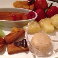 ロビーラウンジ 「マーブルラウンジ」 ヒルトン東京 - マカロン美味しかった