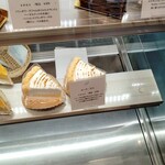 パティスリー イル・プルー・シュル・ラ・セーヌ - 