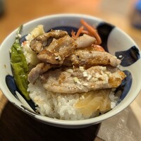 喰呑をかし - 特選三元豚豚トロ丼　