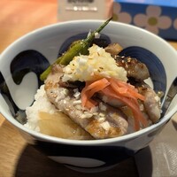 喰呑をかし - 特選三元豚豚トロ丼　
