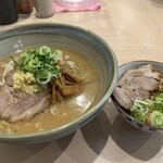 札幌麺屋 美椿 - ラーメンと炊き込みごはん