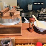 とんかつ 蒼樹 - 釜炊き白飯（炊きあがり）