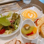 ビストロ アン ファミーユ - 