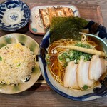 ラーメンハウス アヒル軒 - 
