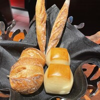 ラトリエ ドゥ ジョエル・ロブション - パン