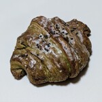MATCHA patisserie Sadaharu AOKI - クロワッサン抹茶あずき　500円