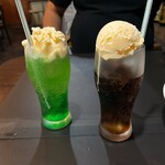 麺屋　たか - メロンフロート、コーラフロート（税込290円）