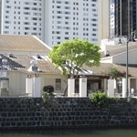 Royal Kitchen - 2011年のハワイ出雲大社から見た外観