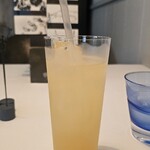 Installation Table ENSO L'asymetrie du calme - 