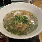 伊勢桑名 貝縁 - ランチのはまぐりラーメン