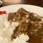 プティフ・ア・ラ・カンパーニュ - ▪ビーフカレー