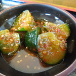 一平ちゃん - やや辛のキュウリのキムチ