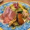 Trattoria e Pizzeria LUNETTA - 前菜３種　700円（税込）
　☘️これはお得だと思います！
　　お皿にいっぱいありました✨
　　鯛のカルパッチョ美味しい〜