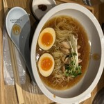 博多鶏そば TORISOBA TORIDEN KITTE博多店 - 