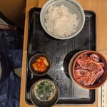 幸せの焼肉食べ放題 かみむら牧場 - 
