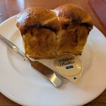 ロイヤルホスト - セットのパン