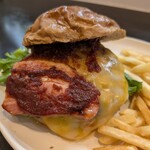 UNDER BURGER - 