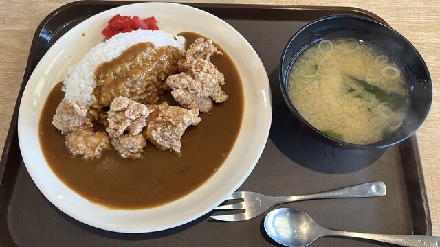 献の家 &ndash; 岩城みなとで味わう本格ラーメンと地元の味