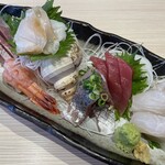 佐渡廻転寿司 弁慶 万代シティ店 - 