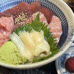 大船海鮮食堂 魚福 - ランチのマグロ丼
