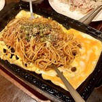 洋風居酒屋 味明亭 - 昔なつかしナポリタン