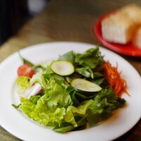 grigio la tavola - 