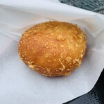 青葉城フードコート - 牛タンカレーパン500円
