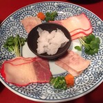 料亭 一力 - 鯨シリーズ　出身の大阪では給食で鯨の甘辛煮が出た