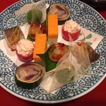 料亭 一力 - 前菜たち　ココまでのセットで充分飲める