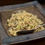 ドラゴン ショクドウ - チャーハン