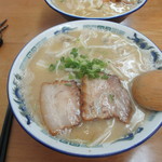 ワンタンメン大