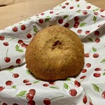 ベーカリー燈 - こしあんとクリームチーズときなこ ¥380
