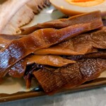 煮干結社 麺や 西絶豚 - スペシャル盛りのメンマ