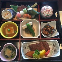 名駅なだ万茶寮 - 