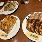 モトイギョーザ - 