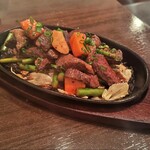 シュラスコ 肉寿司食べ放題 夜景肉バル サルーテジャポン 渋谷店 - 