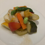 パトゥ - ②野菜のエチュベ　コリアンダーの香り　自家製からすみ