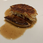 パトゥ - ⑤竹岡産太刀魚とフォアグラのパイヤッソン　アンチョビソース