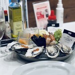 オイスターテーブル - 