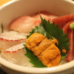 博多魚がし - 料理写真:うに海鮮丼