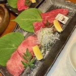 松阪牛炭火焼肉 東海亭 - 