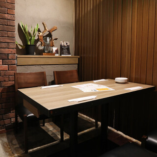 半個室あり☆隠れ家バーのような店内で、くつろぎのひとときを