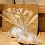 かにじぇんぬ 北のはなれ - 残りのご飯をおにぎりにしていただきました