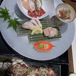 博多水炊き・鶏すき鍋 西新初喜 - 