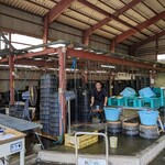 うなぎ新川 - 保管工場内