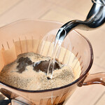 The Beef House 牛's - ドリンク写真:ハンドドリップで淹れるコーヒー